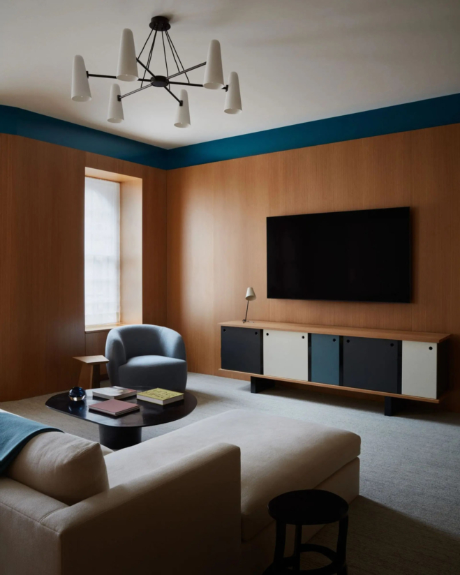 Alyssa Kapito – Carnegie Hill 13