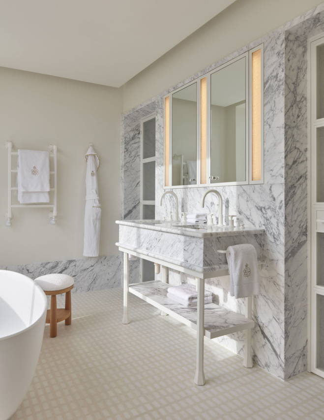 Bryan O’Sullivan – Claridge’s Suites 10