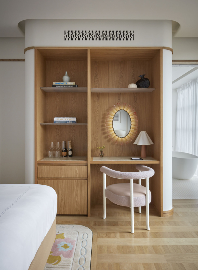 Bryan O’Sullivan – Claridge’s Suites 8