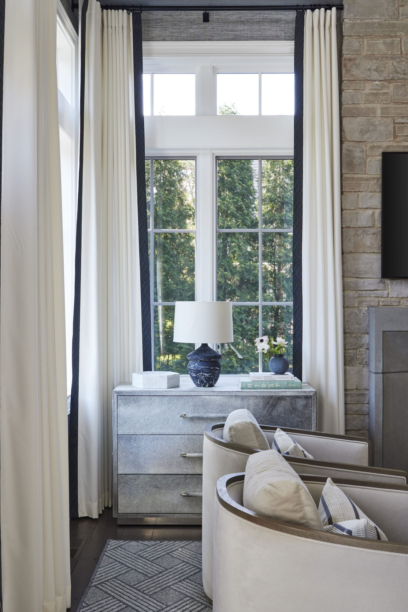 Brynn Olson – Corner Estate 7