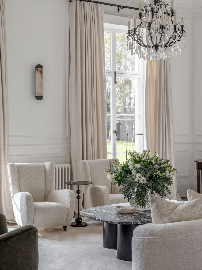 Covet Noir – No20 Surrey 14