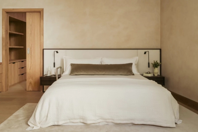 Covet Noir – No55 Dulwich 12