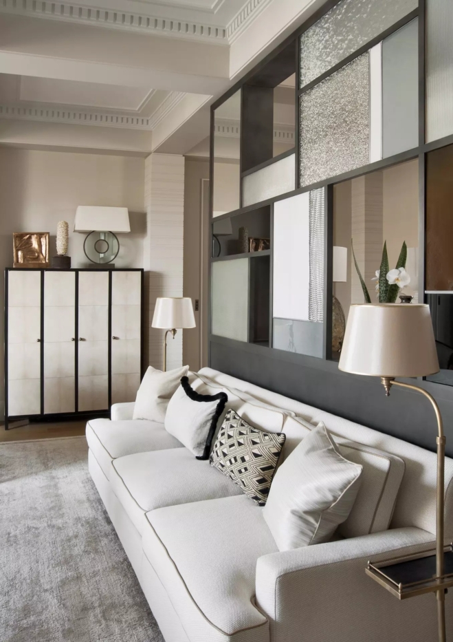 Jean-Louis Denoit – Avenue Montaigne 2