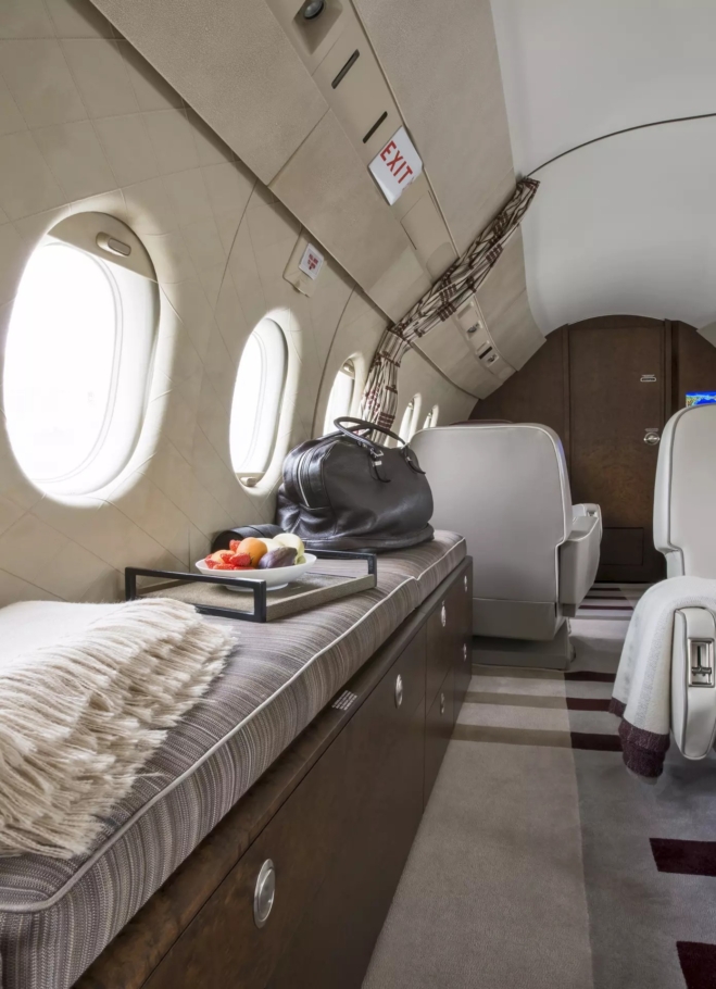 Jean-Louis Denoit – Falcon 2000 1