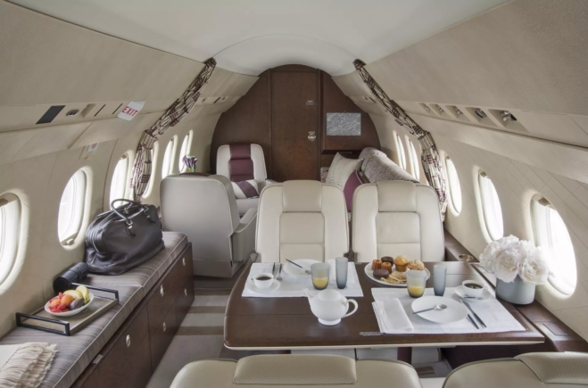Jean-Louis Denoit – Falcon 2000 7