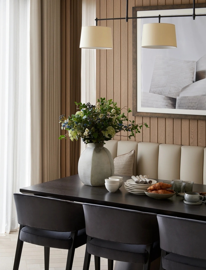 Laura Hammett – 80 Holland Park 9