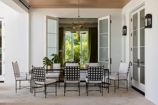 Paloma COntreras – Palm Beach 15