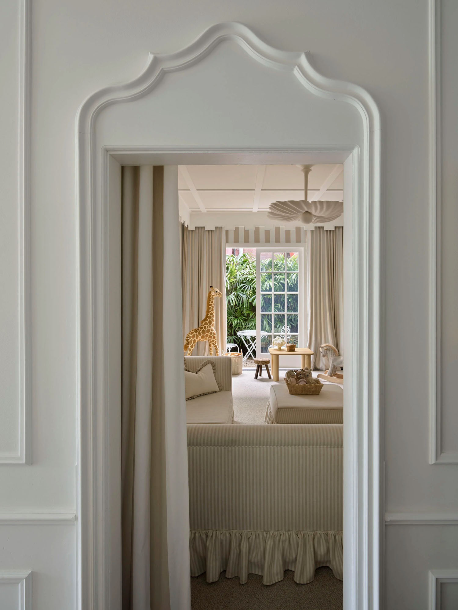 Poco Designs – Centennial Park Residence 31