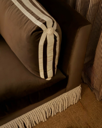 Eckstrom-Studio—Mr-Trotters-Drawing-Room-2