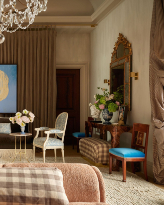 Eckstrom-Studio—Mr-Trotters-Drawing-Room-4