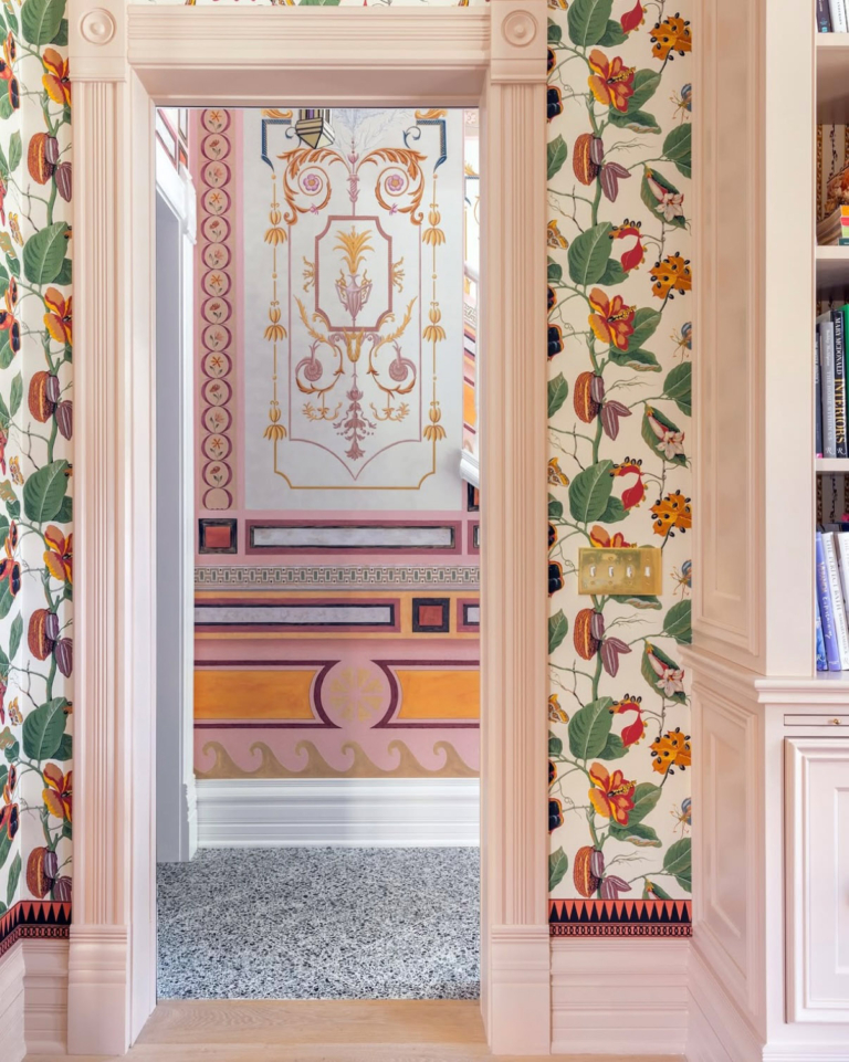 Wallpaper green leaves