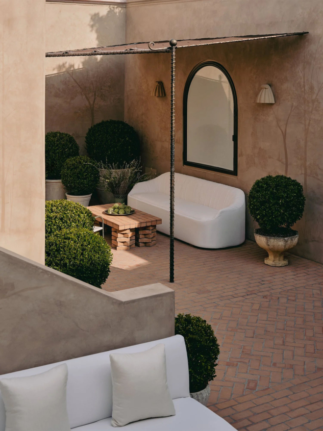 Augusta Hoffman – Danielle Frankel LA_13