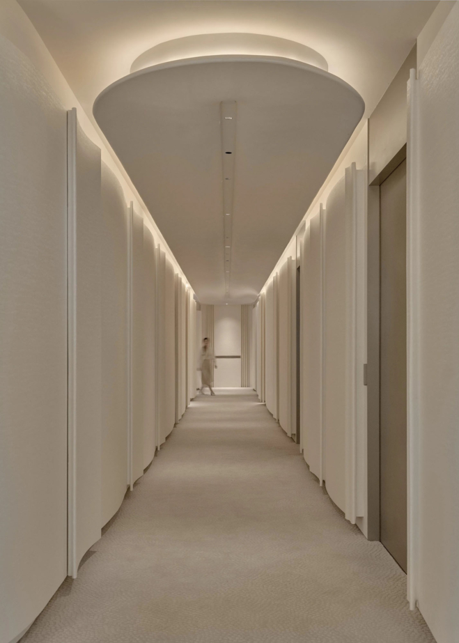 Chris Shao Studio – Black Swan_8