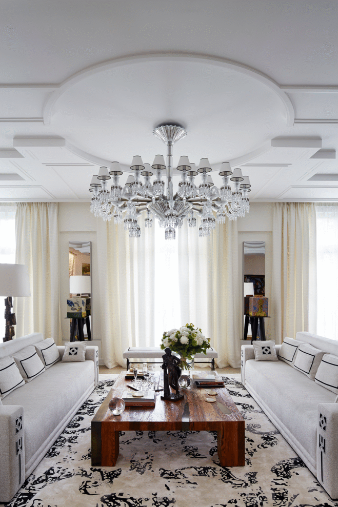 Stephanie Coutas – Place des Etats Unis Paris_1