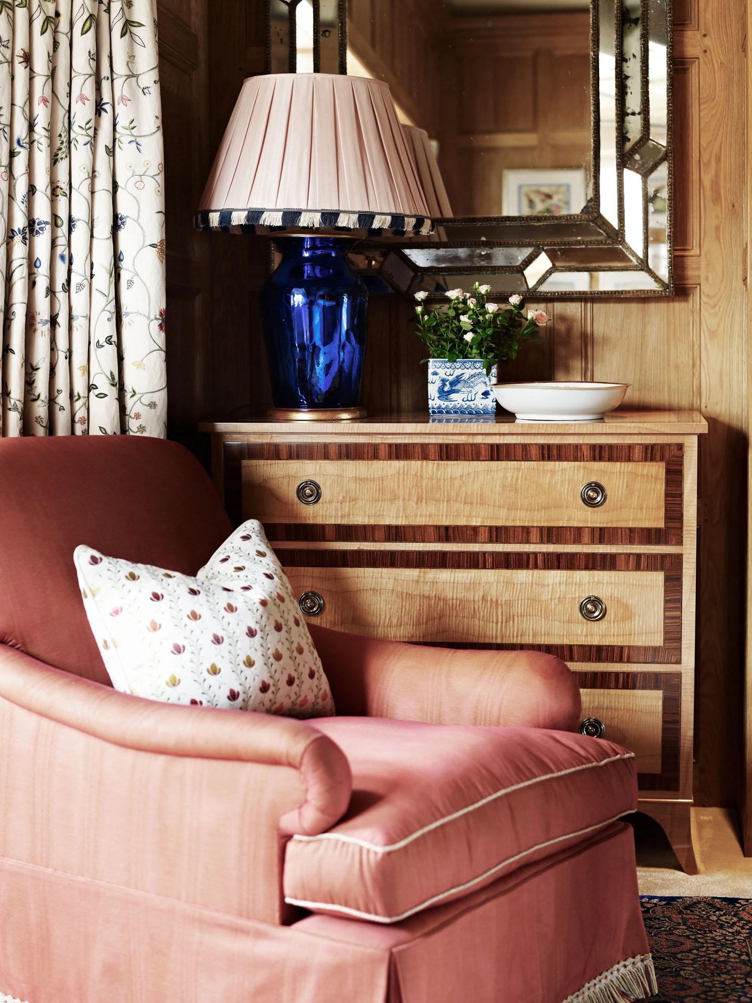 Douglas Mackie – Chelsea Gothic_10