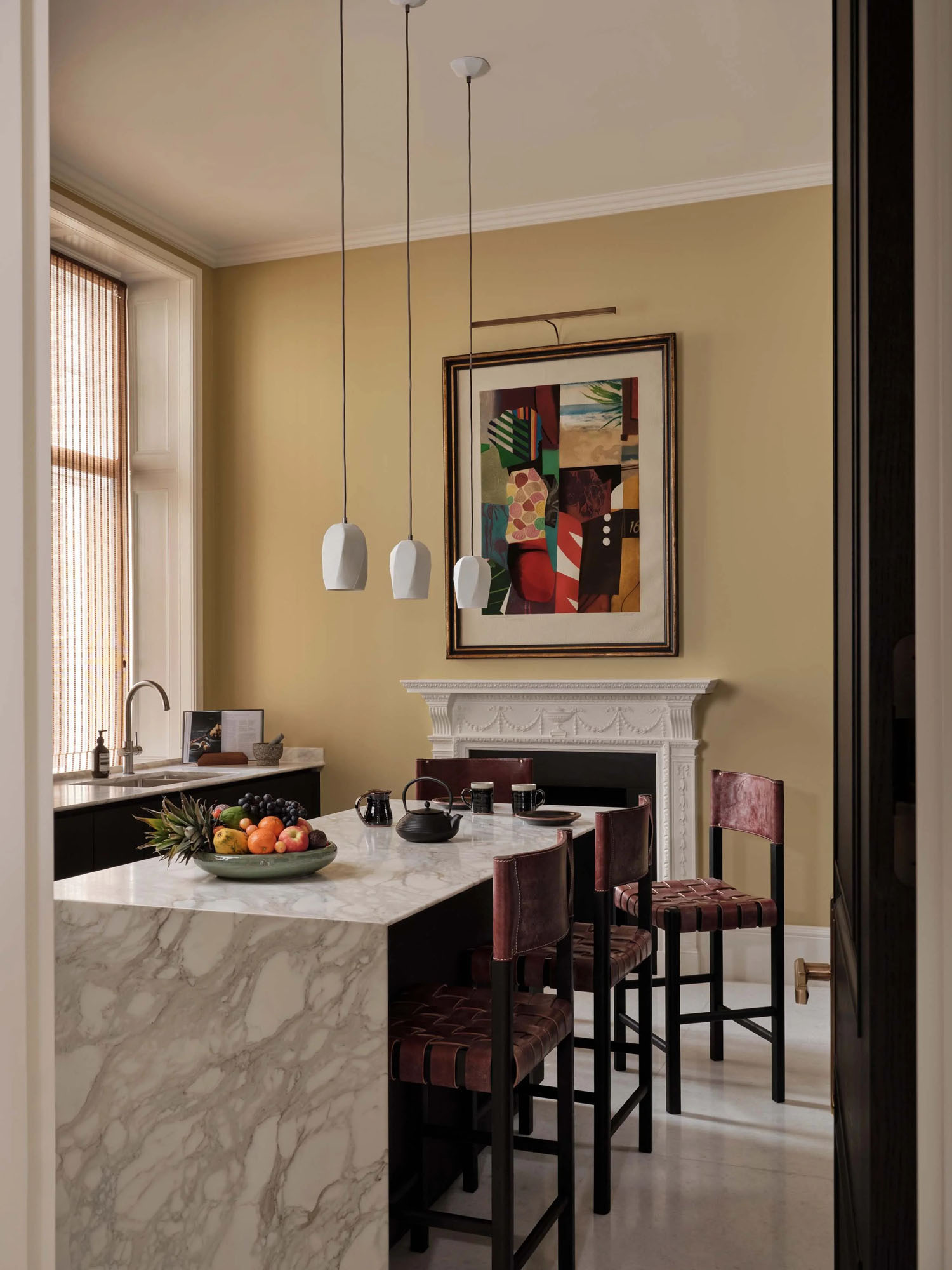 Douglas Mackie – Mayfair_12